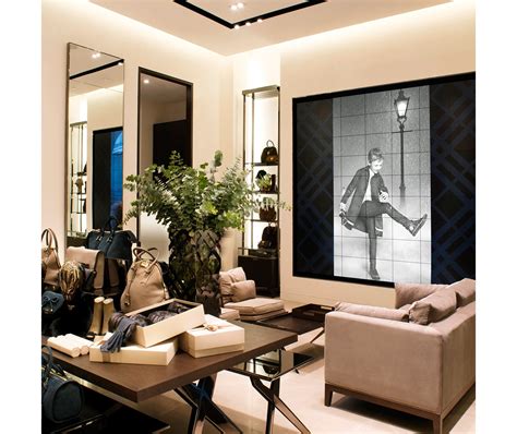 burberry chicago phone number|burberry chicago michigan avenue.